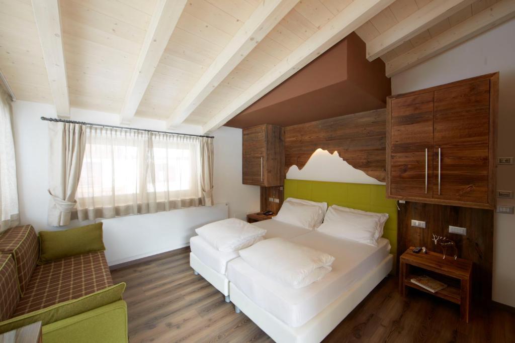 Chalet Vites Mountain Hotel Canazei Værelse billede